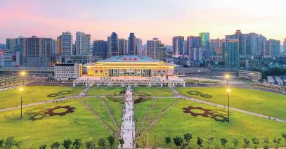 株洲市生態(tài)環(huán)境局局長(cháng)周其偉在《湖南日報》發(fā)表署名文章