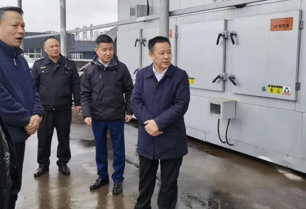李述文突擊檢查主城區涉氣企業(yè)污染防治情況